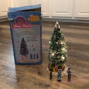Christmas Tree Miniature Disney Magic Disney World Town Square Lighted MUsical